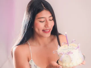 CarlyCarla profile