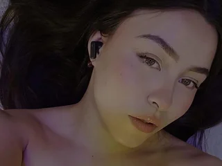 HannaCollins_18 profile