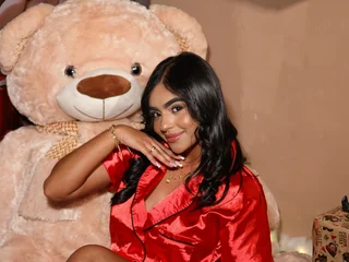MiaaCaastro profile