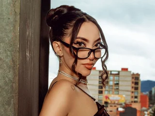 NaomiBendz profile